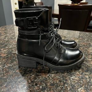 Nature Breeze Combat Boots